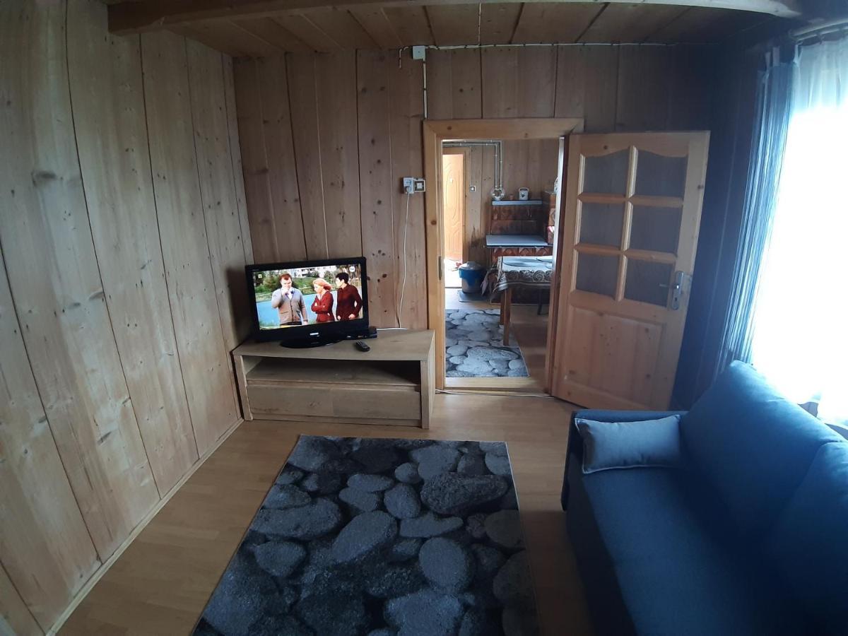 Chata W Banskiej Banska Nizna Exteriör bild